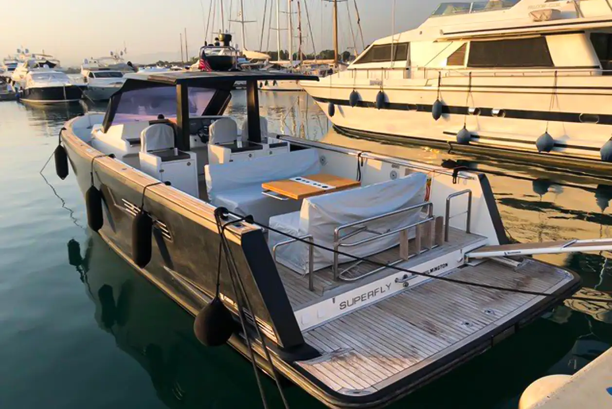 Deos, boat for rent in Athens