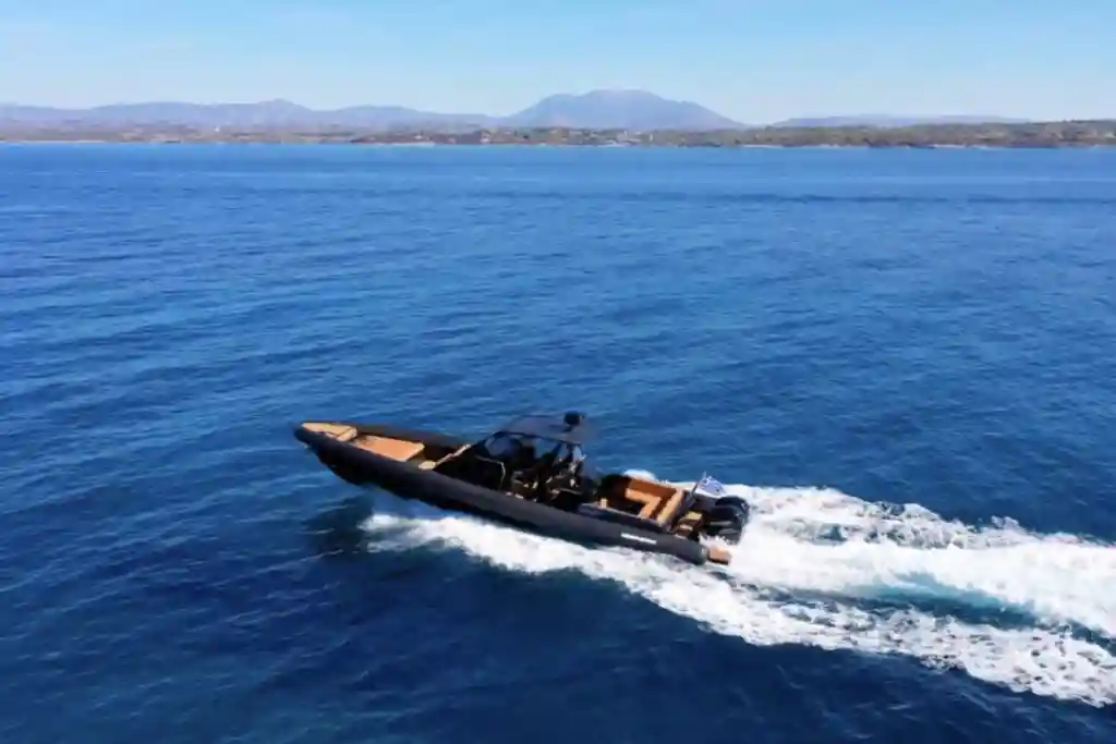Drop 30, boat for rent in Athens