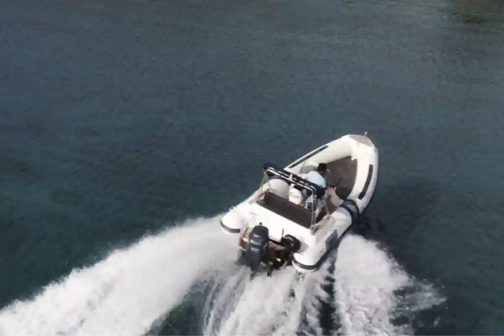 Fost, boat for rent in Athens
